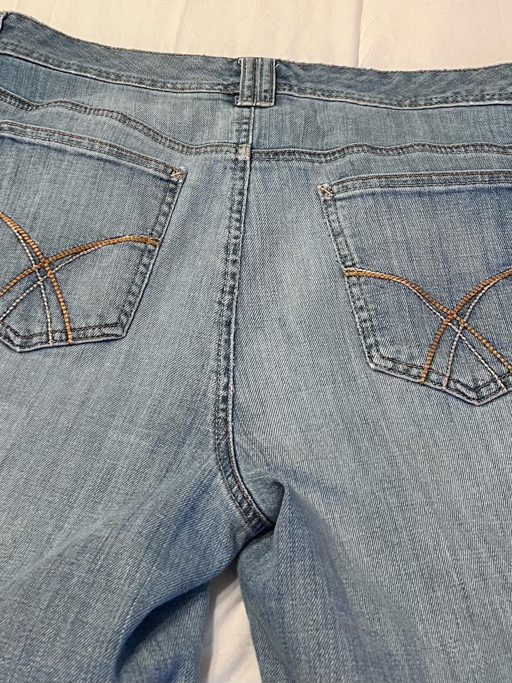 Tommy Hilfiger Light Blue Denim Shorts with Red Stitching - Picture 3 of 10